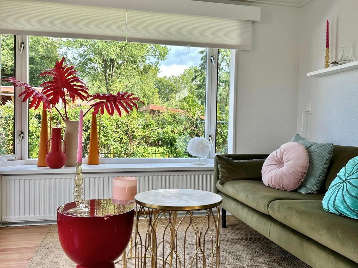 Gezellig Met 2 Slaapkamers En Zicht Op Het Water Holiday home Erm