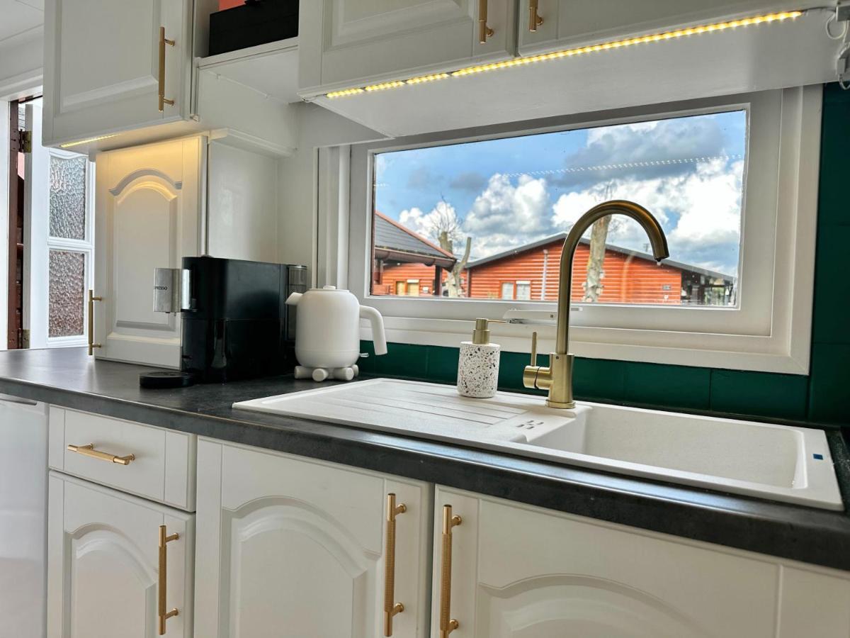 Gezellig Met 2 Slaapkamers En Zicht Op Het Water Holiday home *